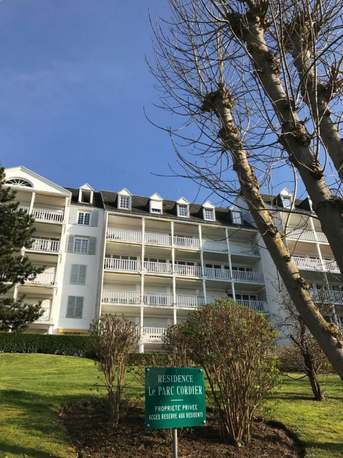 Les Terrasses Du Parc Cordier Trouville-sur-Mer Buitenkant foto